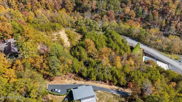 $1,200,000 | Lots In Starr Crest, Sevierville, TN 37876