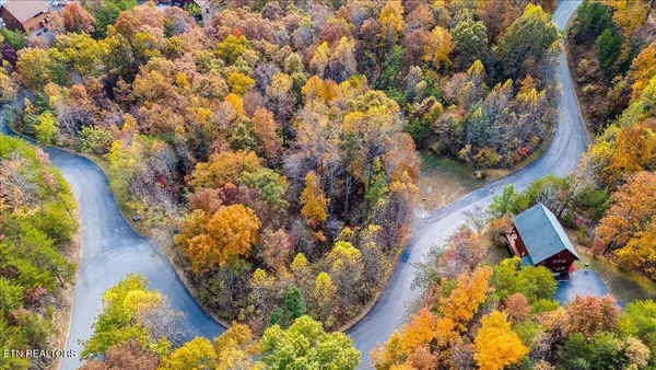 $1,200,000 | Lots In Starr Crest, Sevierville, TN 37876
