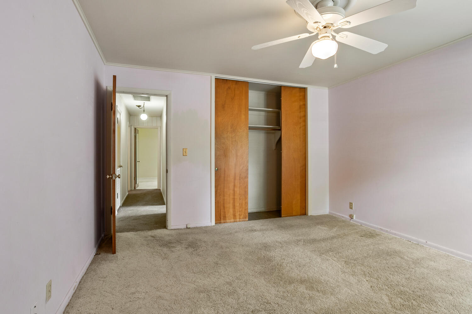8 Montclair Road Urbana, IL 61801 - Photo 16 of 25 Gallery Image 16