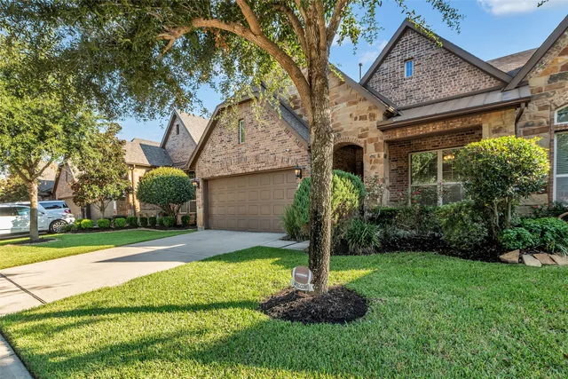 $375,000 | 24122 Valencia Ridge Lane, Katy, TX 77494