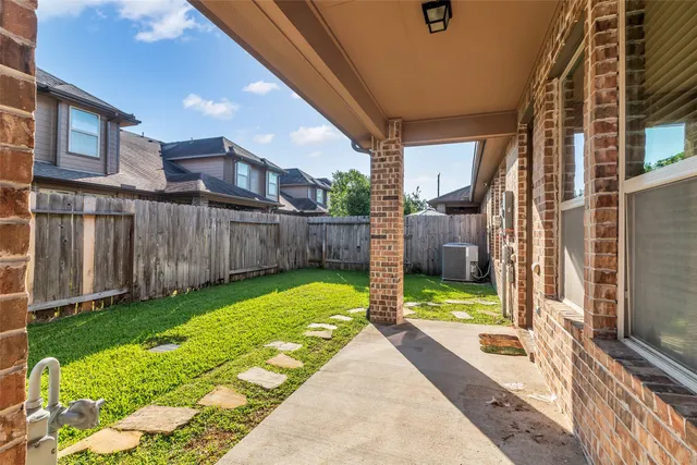 $375,000 | 24122 Valencia Ridge Lane, Katy, TX 77494