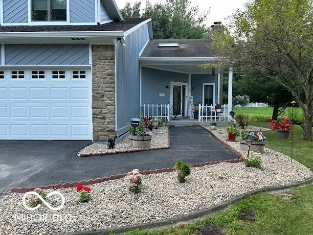 $385,000 | 12189 Cedarview Court, Mooresville, IN 46158