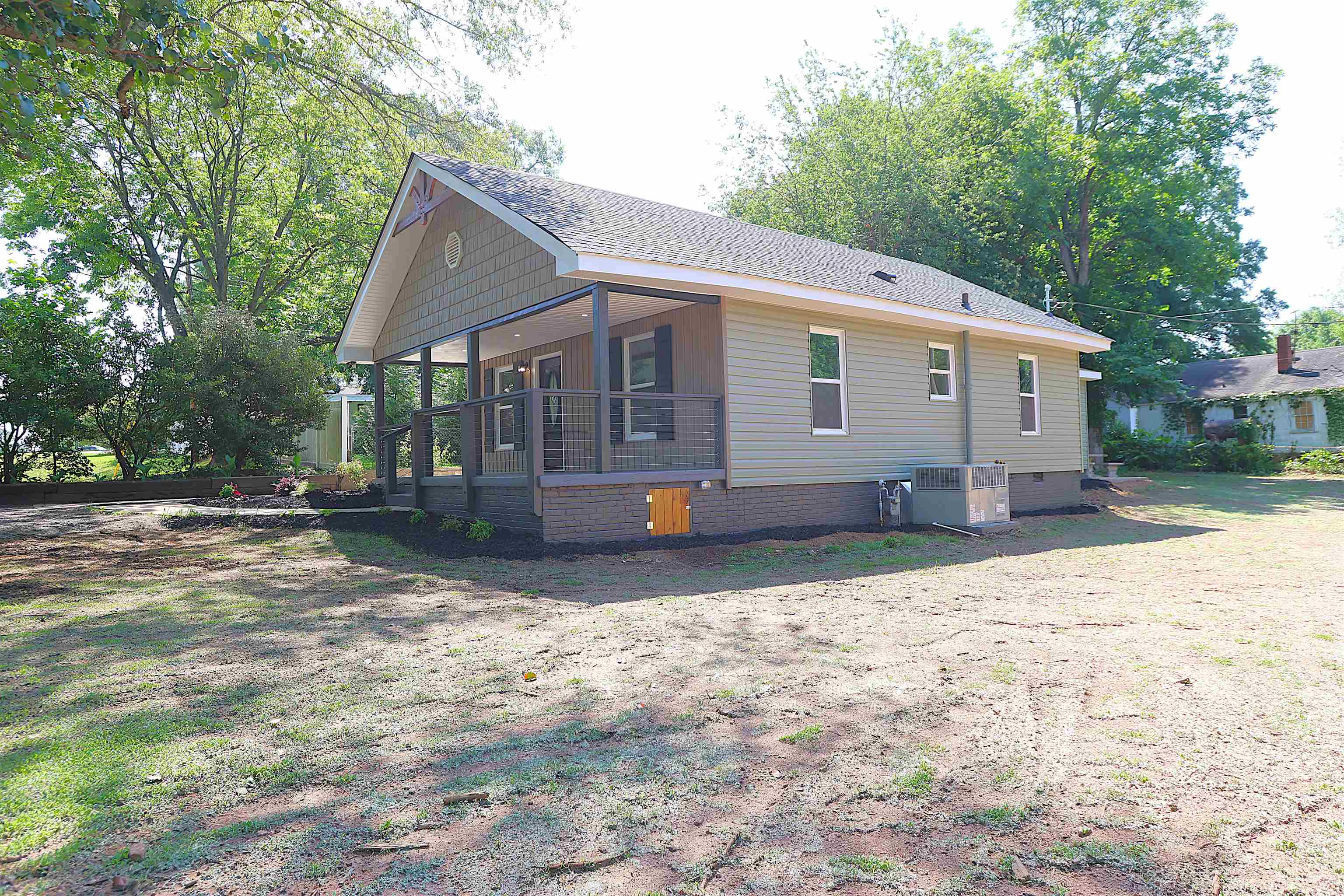 14 Littlefield Street Inman, SC 29349 - Photo 4 of 50