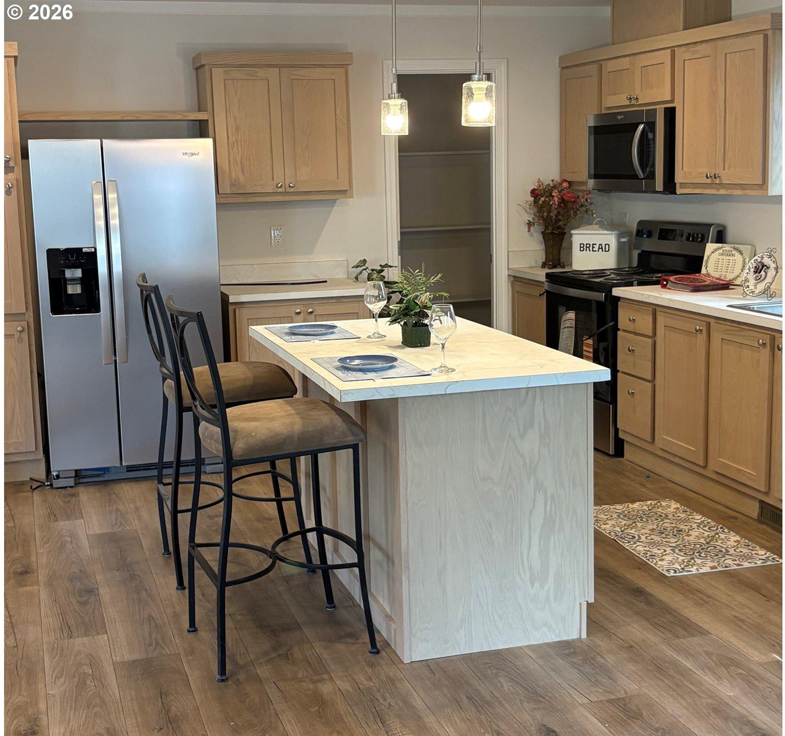 27645 Snyder Road Junction City, OR 97448 - Photo 5 of 13 Gallery Image 5
