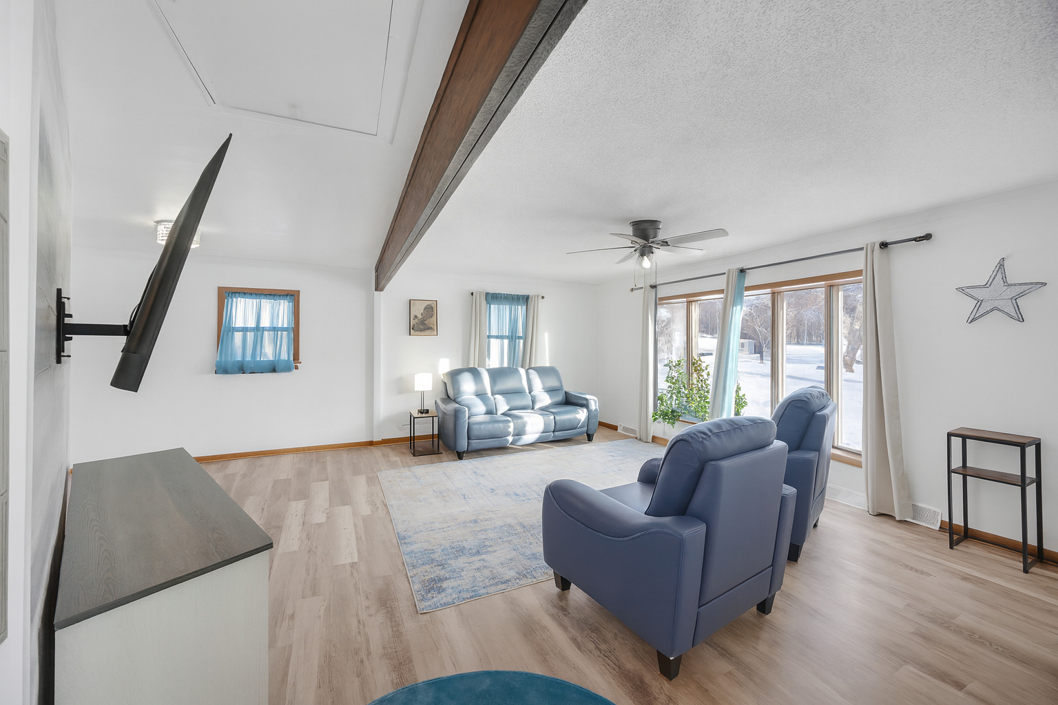 2444 187th Place Lansing, IL 60438 - Photo 3 of 19