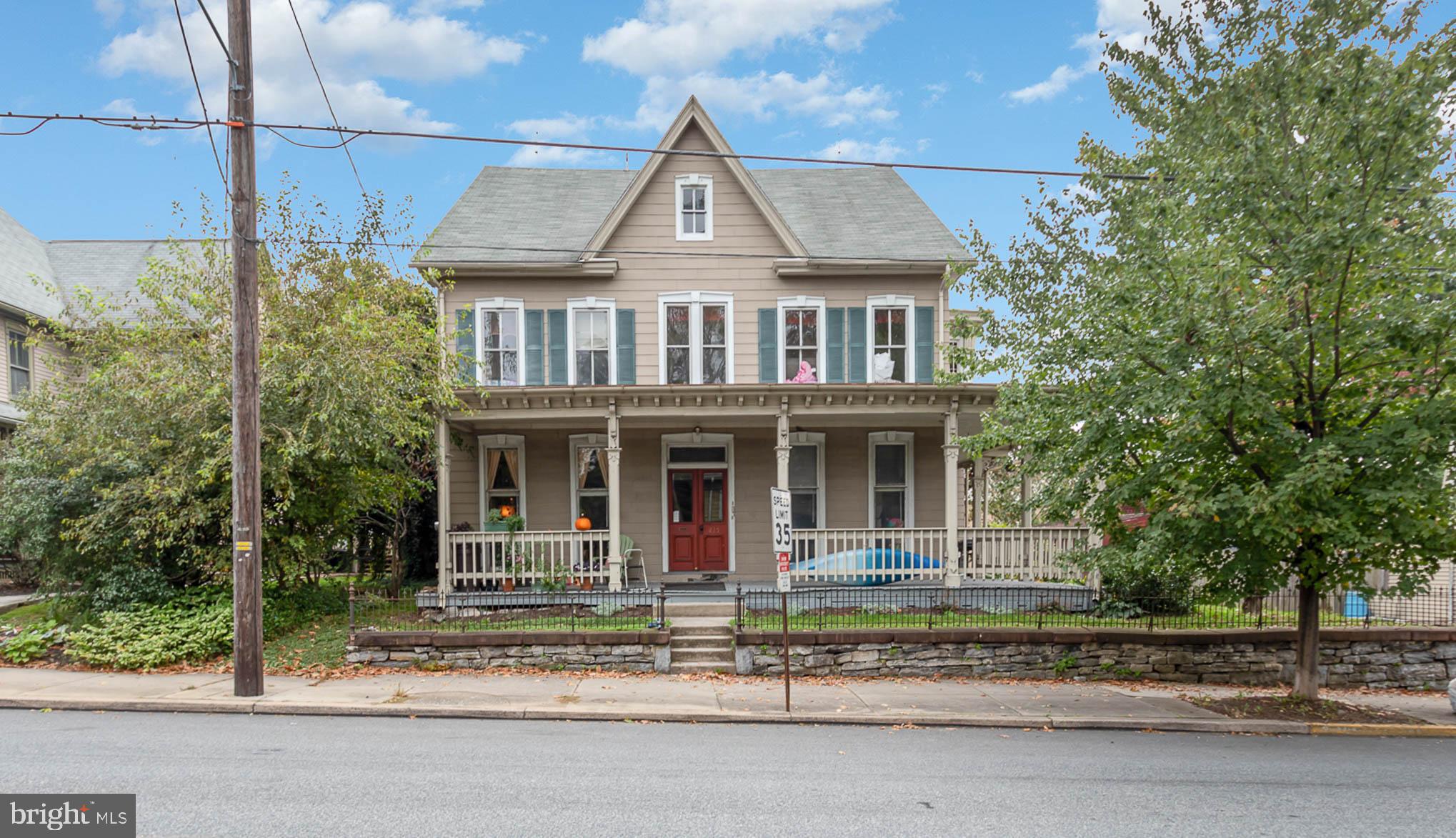 215 North Broad Street Lititz, PA 17543 - Photo 1 of 33 Gallery Image 1