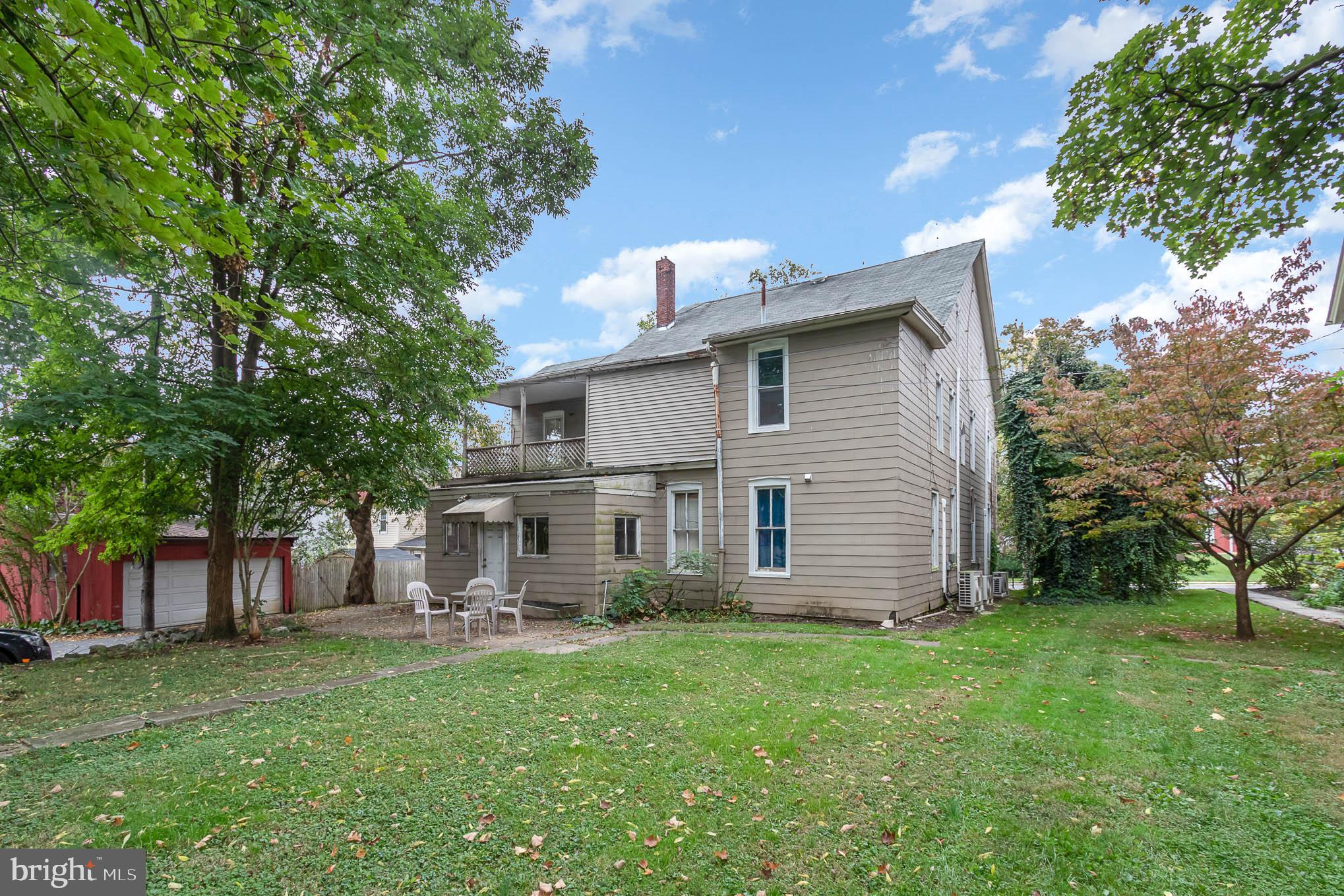 215 North Broad Street Lititz, PA 17543 - Photo 29 of 33 Gallery Image 29