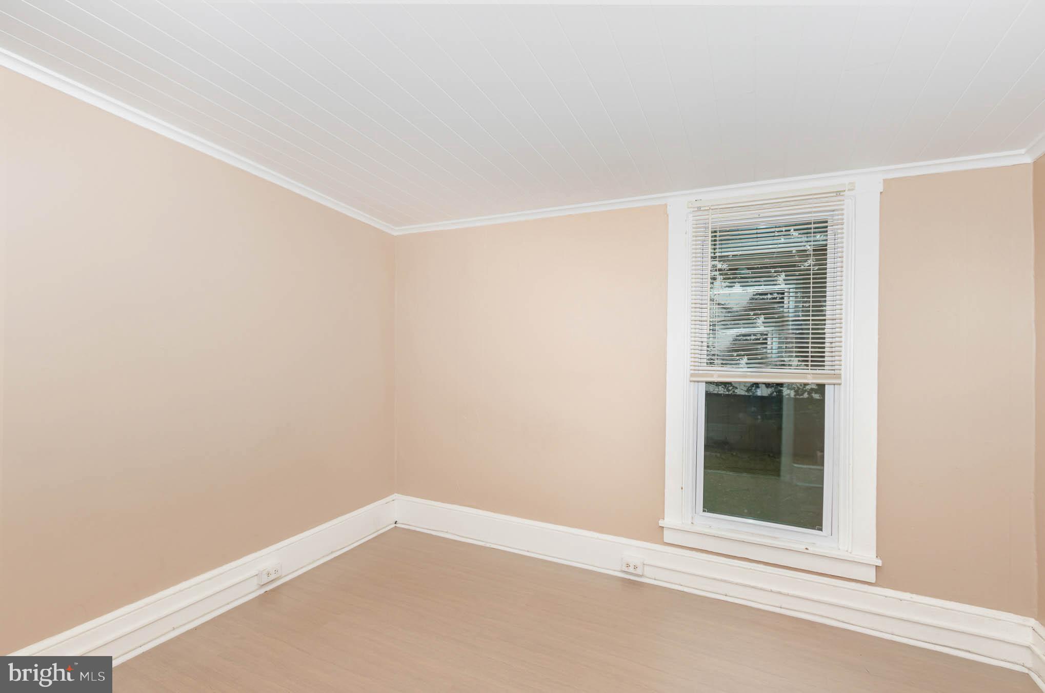 215 North Broad Street Lititz, PA 17543 - Photo 6 of 33 Gallery Image 6