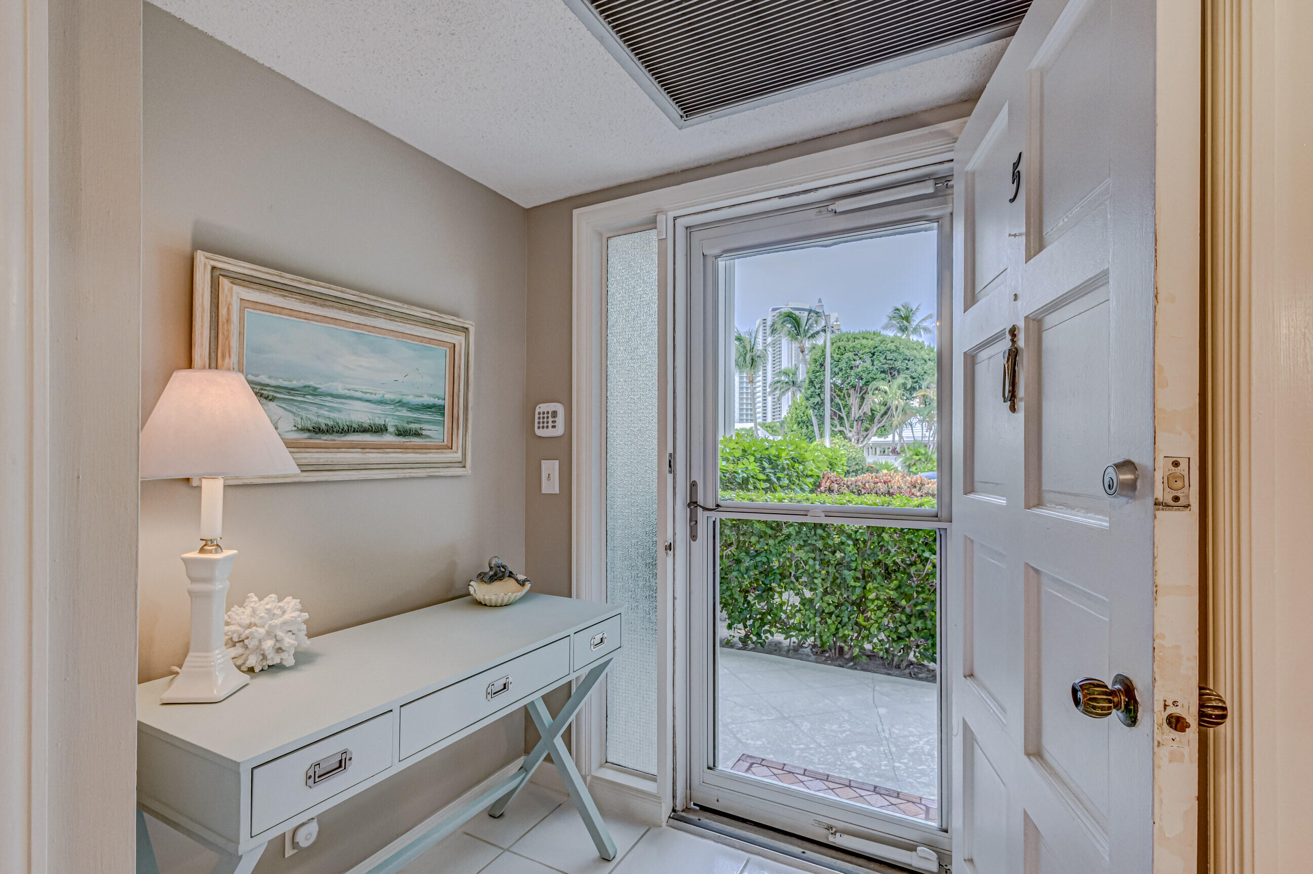 1201 Sugar Sands Boulevard, Unit 5 Singer Island, FL 33404 - Photo 3 of 51 FOYER