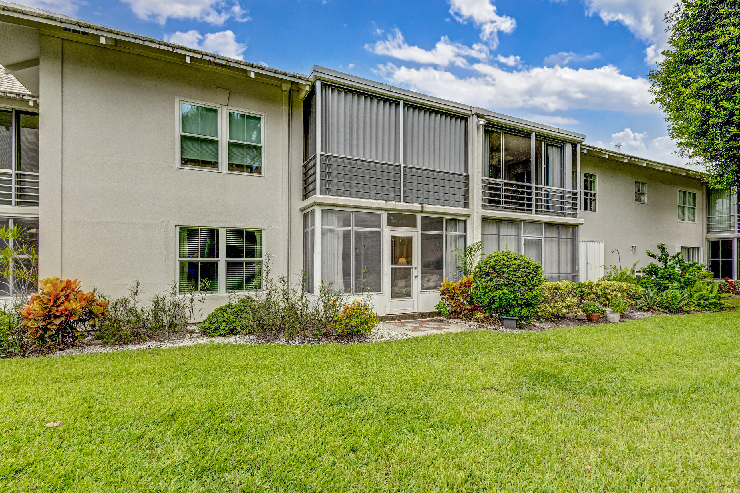 1201 Sugar Sands Boulevard, Unit 5 Singer Island, FL 33404 - Photo 40 of 51 REAR