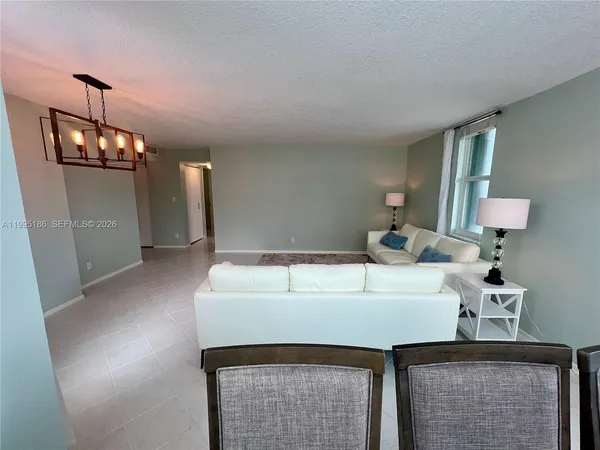 $289,000 | 3015 North Ocean Boulevard, Unit 4L, Fort Lauderdale, FL 33308