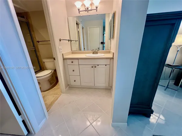 $289,000 | 3015 North Ocean Boulevard, Unit 4L, Fort Lauderdale, FL 33308
