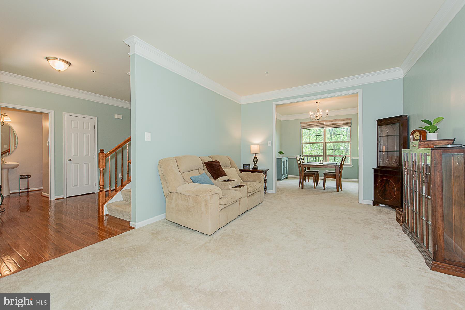 6516 Rimrock Lane New Market, MD 21774 - Photo 13 of 40 Living Room