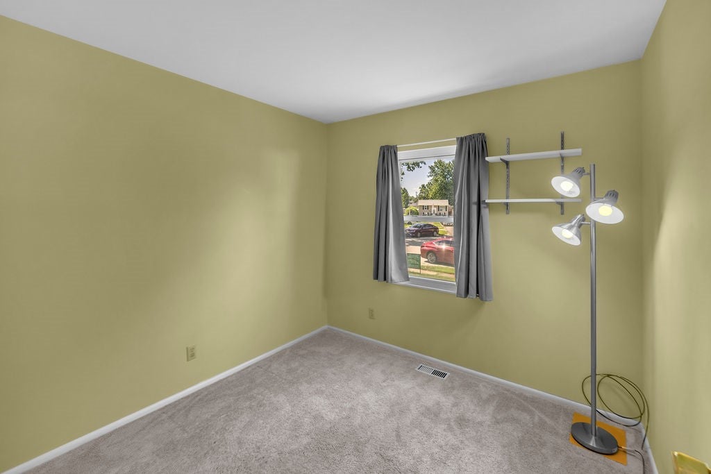 2442 De Soto Court Decatur, IL 62521 - Photo 16 of 31 Gallery Image 16