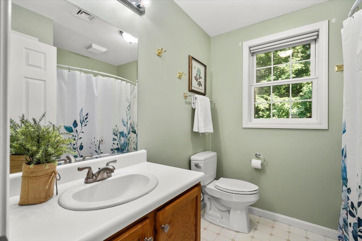9 Meetinghouse Road Merrimack, NH 03054 - Photo 28 of 40