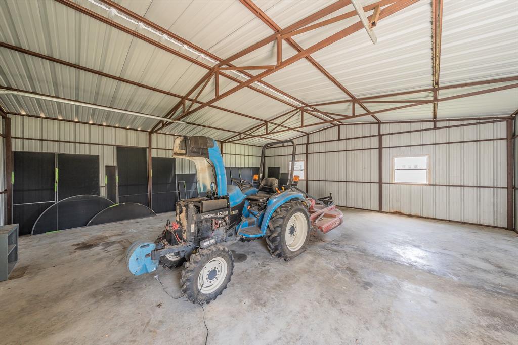 2305 Floyd Hampton Road Crowley, TX 76036 - Photo 33 of 40