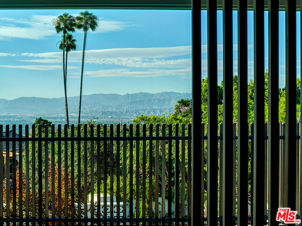 8674 Edwin Drive Los Angeles, CA 90046 - Photo 27 of 53 a view of a balcony