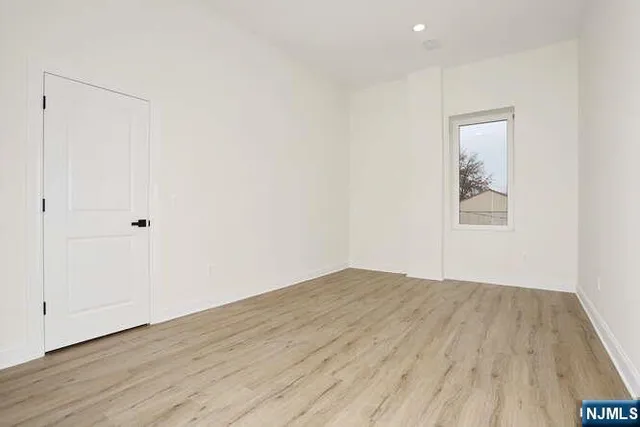 $2,800 | 385 Passaic Avenue, Unit 4, Lodi, NJ 07644