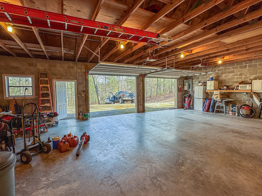 23 Blackhawk Circle Murphy, NC 28906 - Photo 8 of 12