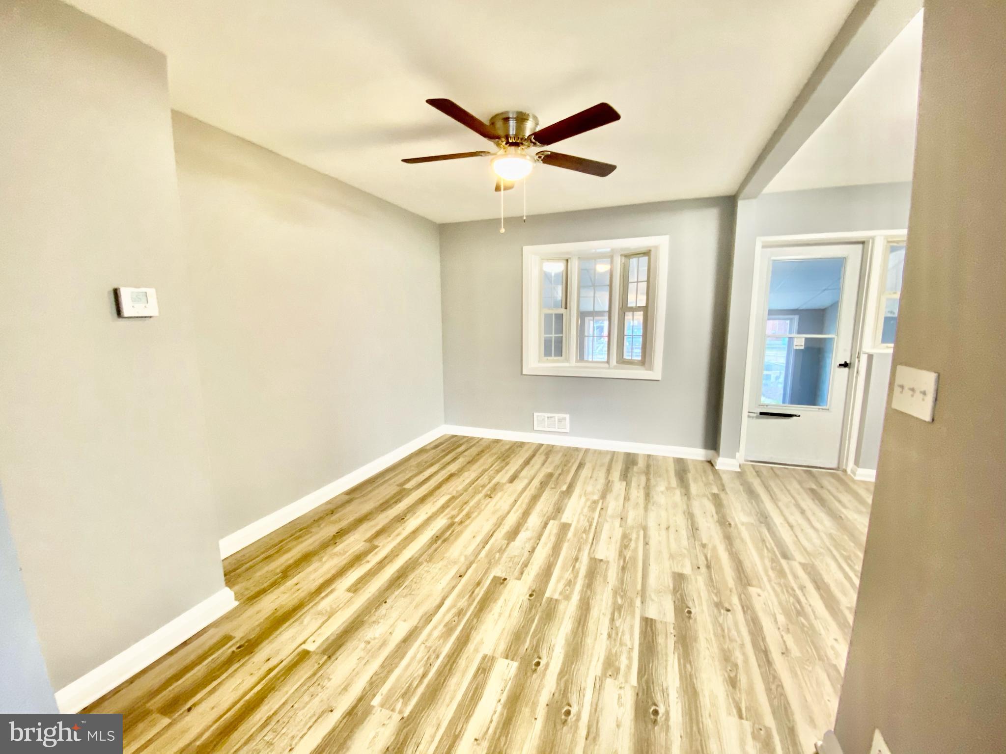 7857 Lockwood Road Baltimore, MD 21222 - Photo 8 of 34
