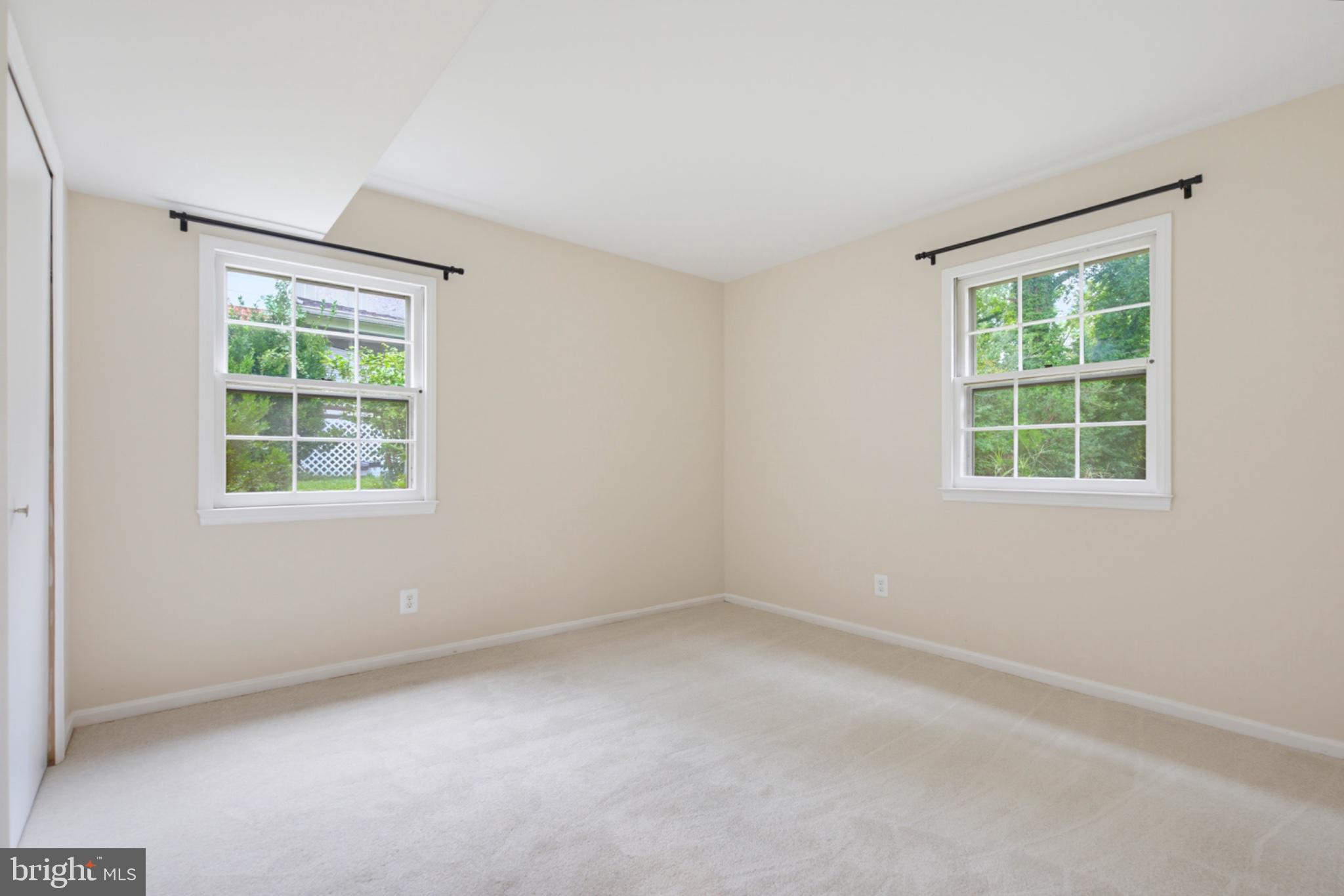 8640 Gateshead Road Alexandria, VA 22309 - Photo 24 of 39 Bedroom 3