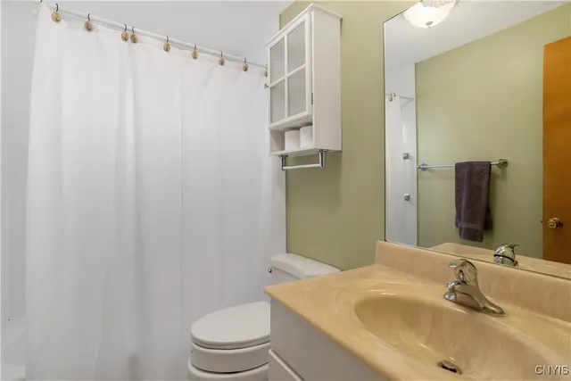 $215,000 | 4901 Driftwood Drive, Salina, NY 13088