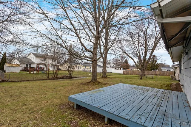 $215,000 | 4901 Driftwood Drive, Salina, NY 13088