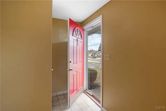 $215,000 | 4901 Driftwood Drive, Salina, NY 13088