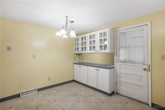 $215,000 | 4901 Driftwood Drive, Salina, NY 13088