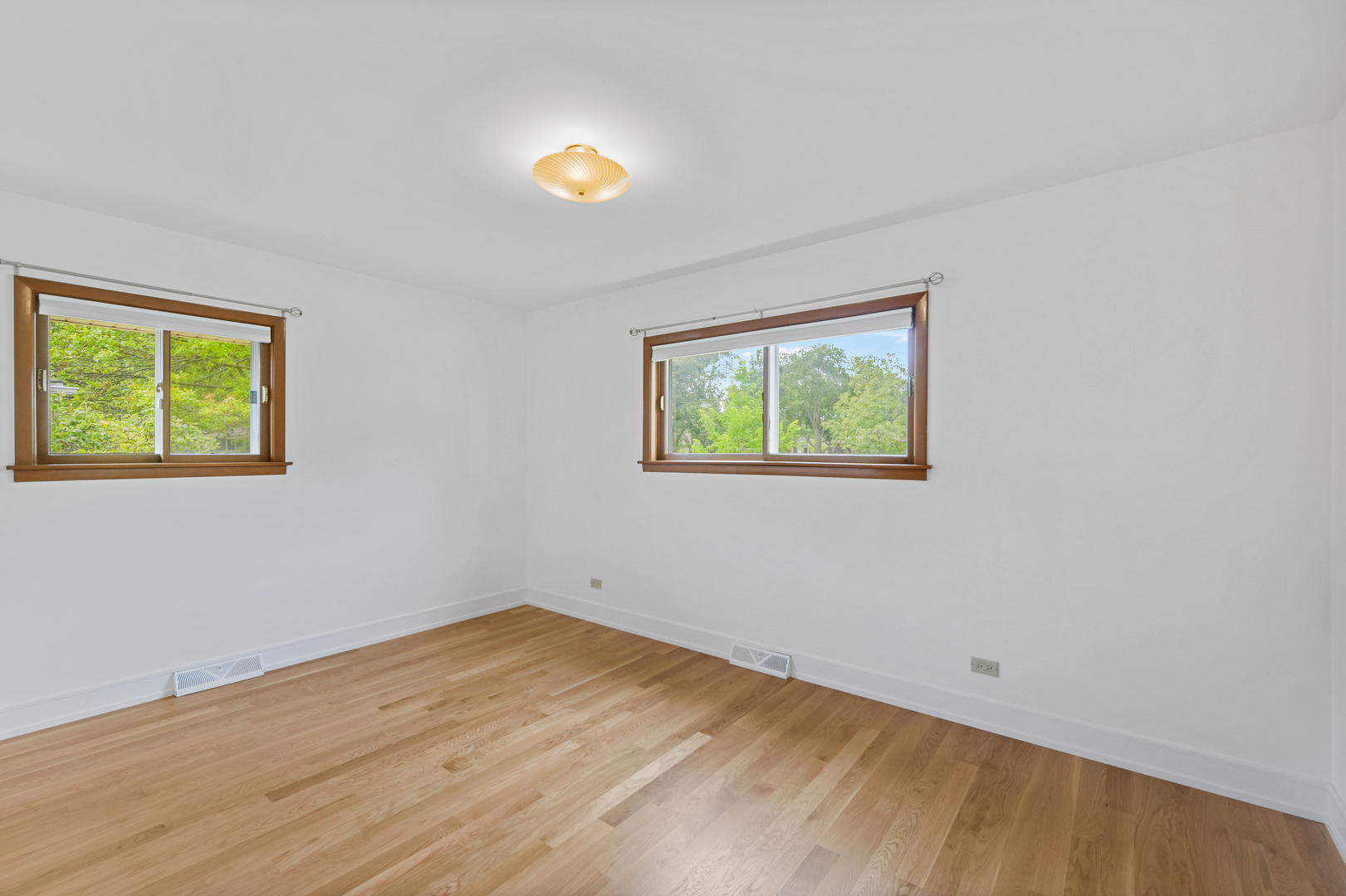 825 Ottawa Avenue Park Ridge, IL 60068 - Photo 12 of 23 Gallery Image 12
