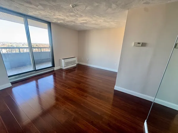 $3,000 | 77 Adams Street, Unit 1104, Quincy, MA 02169