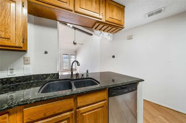 $130,000 | 13217 Emily Road, Unit 3209, Dallas, TX 75240