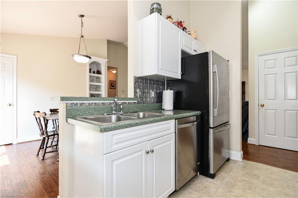 8757 Circle Drive Rural Hall, NC 27045 - Photo 13 of 37 Gallery Image 13