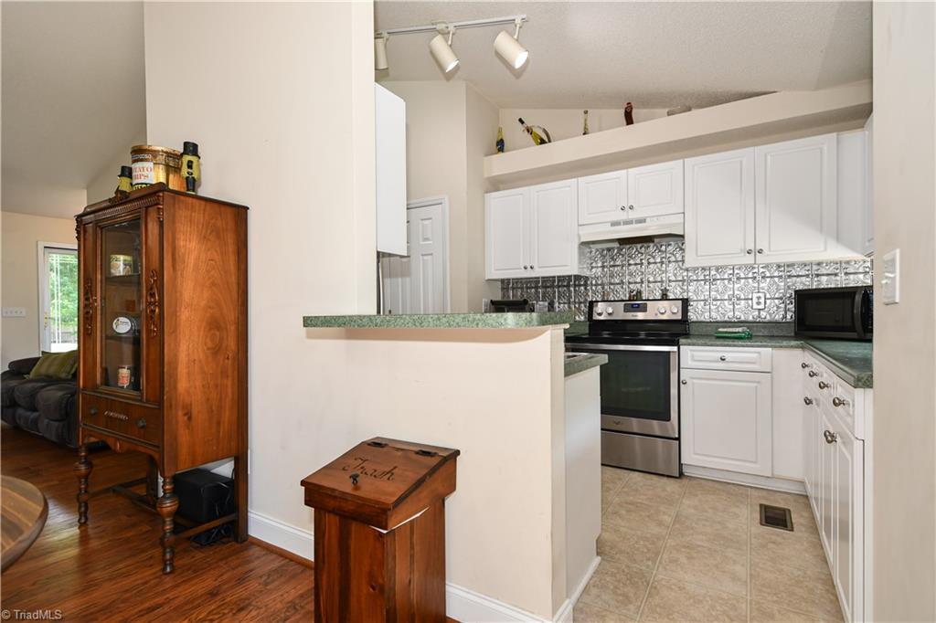 8757 Circle Drive Rural Hall, NC 27045 - Photo 14 of 37 Gallery Image 14