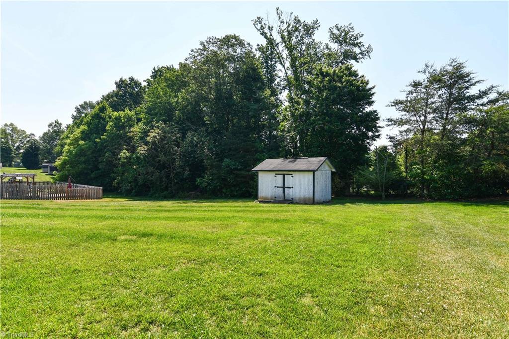 8757 Circle Drive Rural Hall, NC 27045 - Photo 35 of 37 Gallery Image 35
