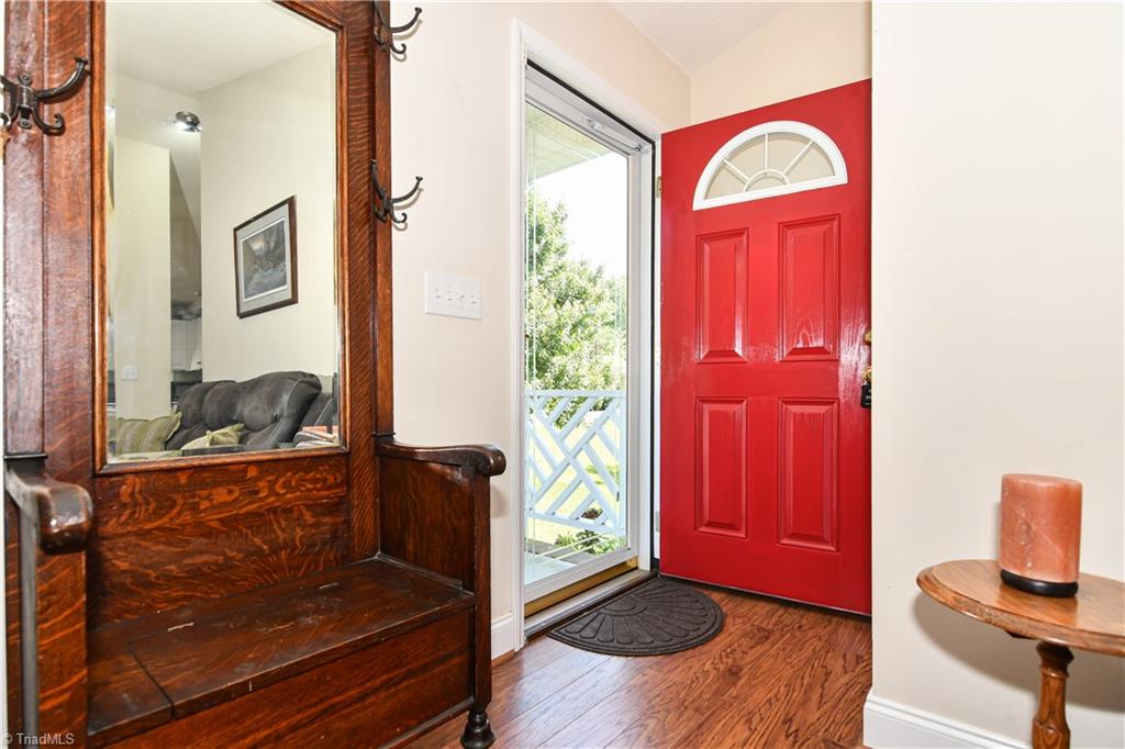 8757 Circle Drive Rural Hall, NC 27045 - Photo 6 of 37 Gallery Image 6