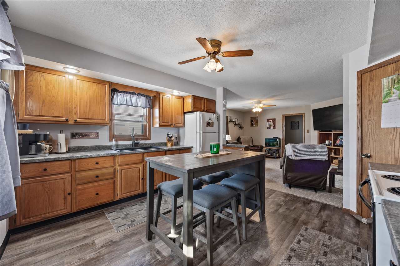 202 5th Street Lowden, IA 52255 - Photo 8 of 26 Gallery Image 8
