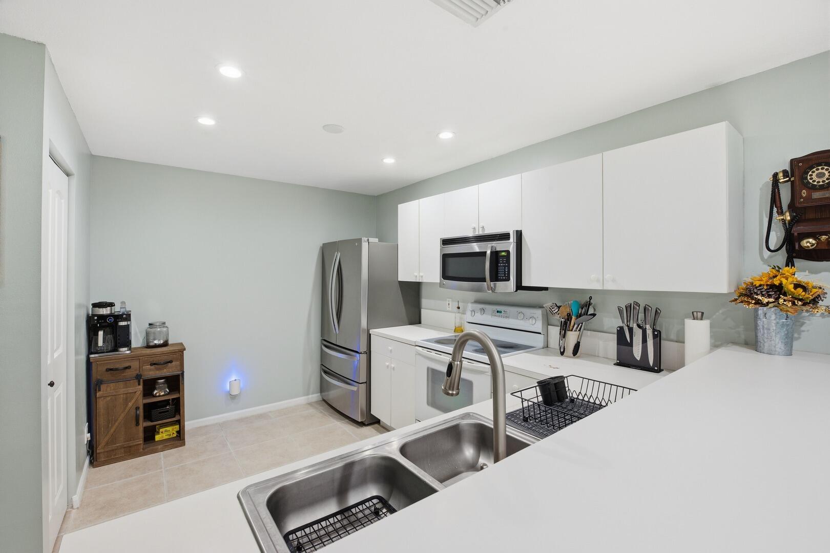 5292 Pine Meadows Road Lake Worth, FL 33463 - Photo 11 of 50 pine meadows16