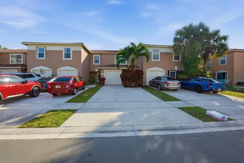 $339,900 | 5292 Pine Meadows Road, Lake Worth, FL 33463