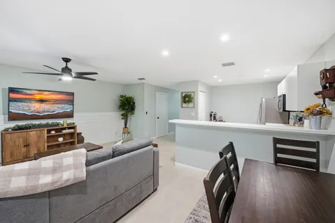 $339,900 | 5292 Pine Meadows Road, Lake Worth, FL 33463