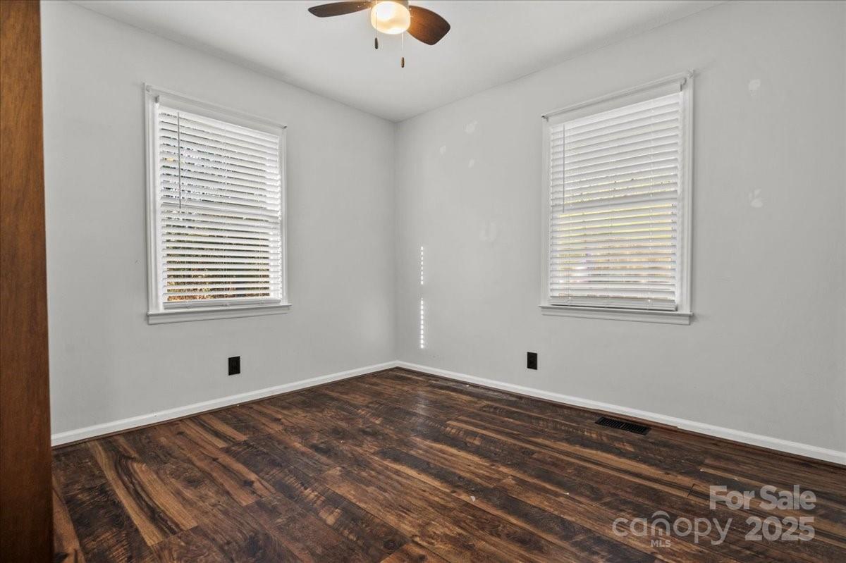 173 Birdsong Road Cheraw, SC 29520 - Photo 27 of 42 Gallery Image 27