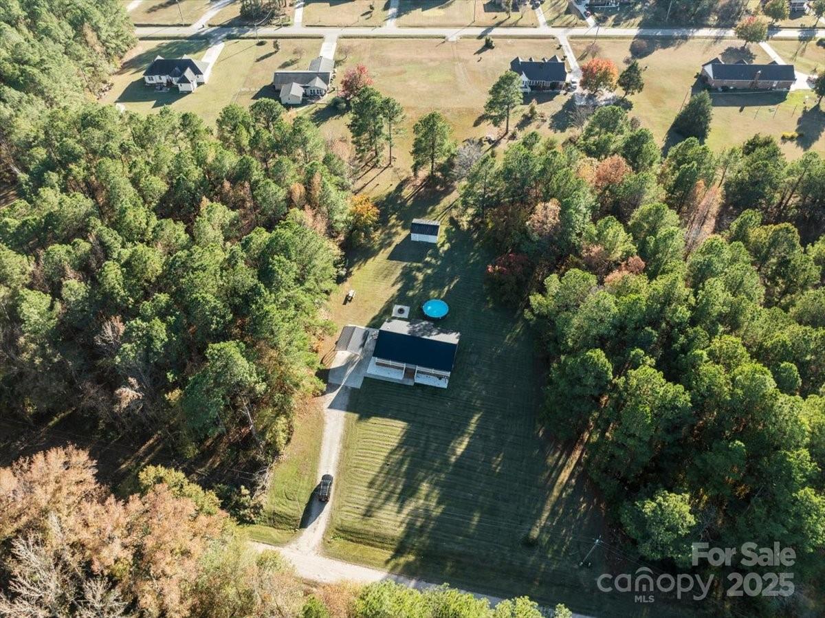 173 Birdsong Road Cheraw, SC 29520 - Photo 40 of 42 Gallery Image 40