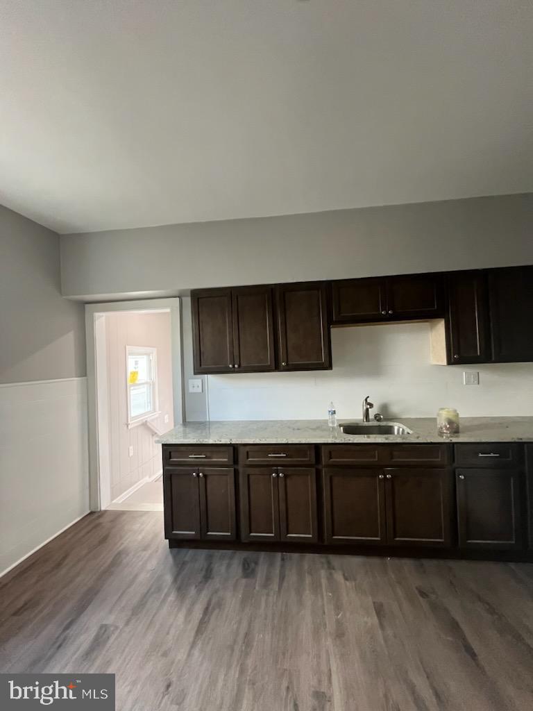 41 Chestnut Street Woodbury, NJ 08096 - Photo 2 of 5