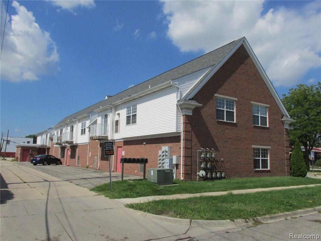 1125 Eureka Road, Unit 101 Wyandotte, MI 48192 - Photo 2 of 13