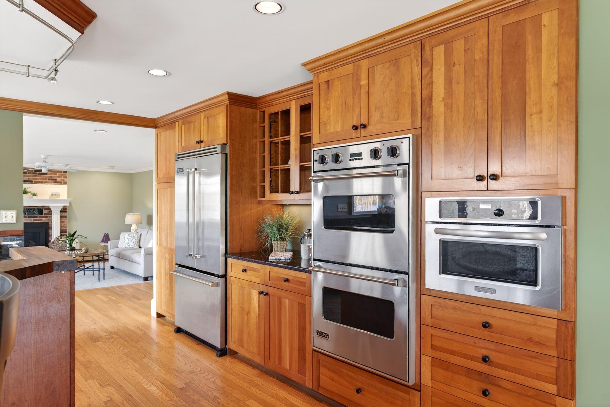 15 Thunder Road Saco, ME 04072 - Photo 9 of 53 15 Thunder Road