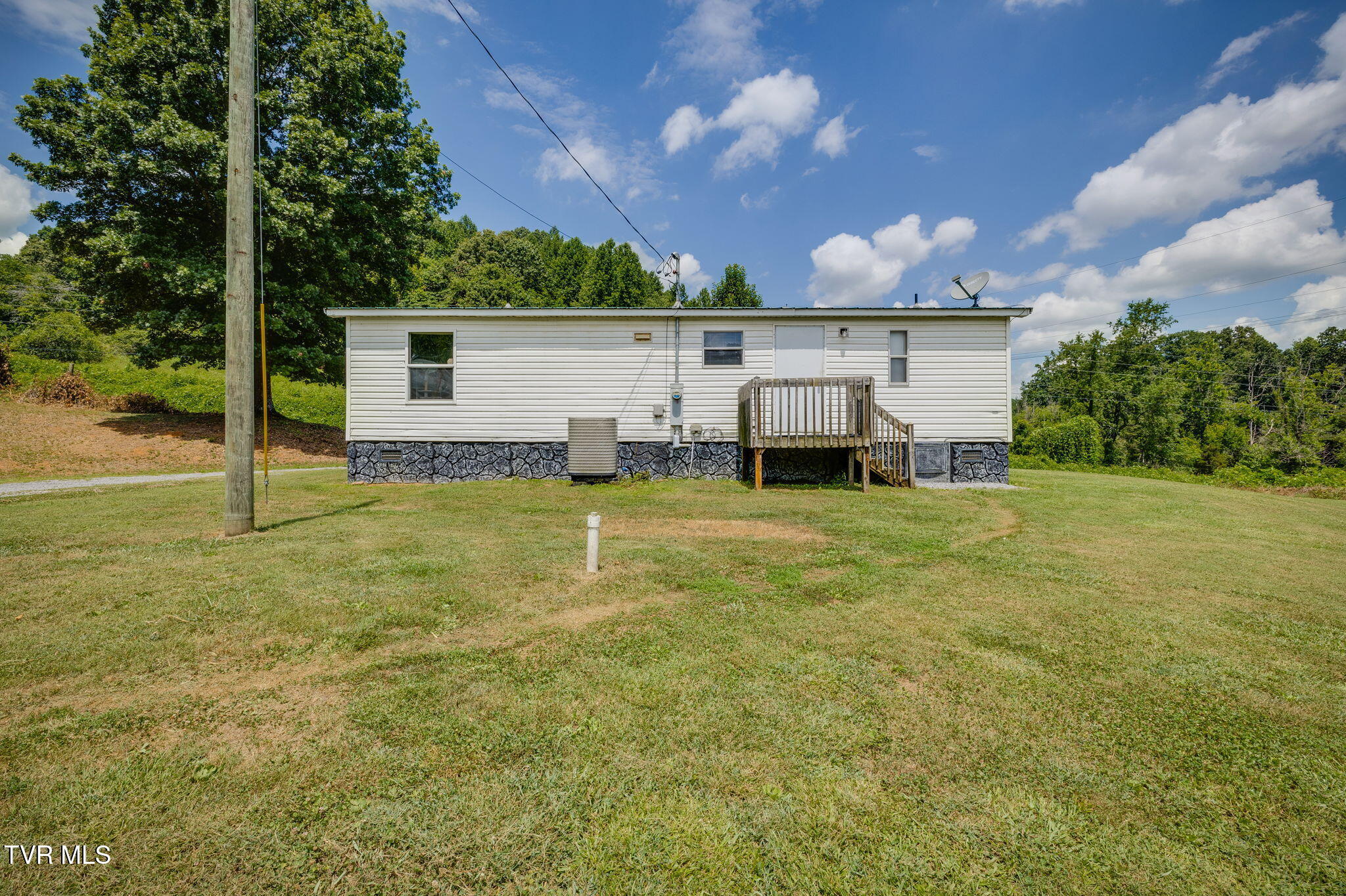 2588 West Carters Valley Road Surgoinsville, TN 37873 - Photo 28 of 57 024