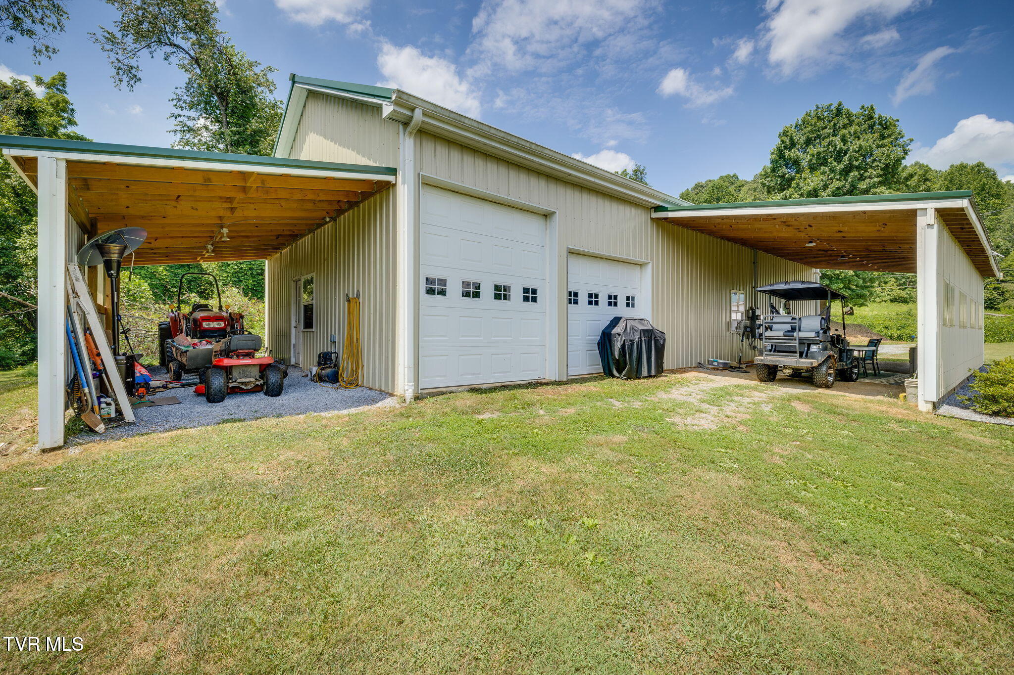 2588 West Carters Valley Road Surgoinsville, TN 37873 - Photo 40 of 57 037