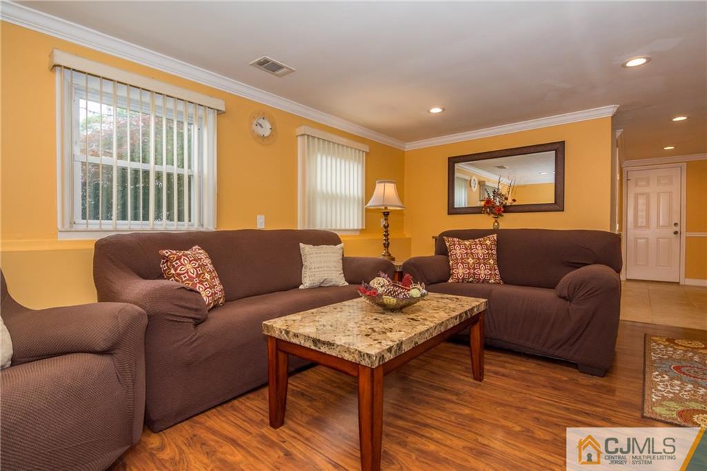 9 Sherry Road East Brunswick, NJ 08816 - Photo 16 of 25 Gallery Image 16