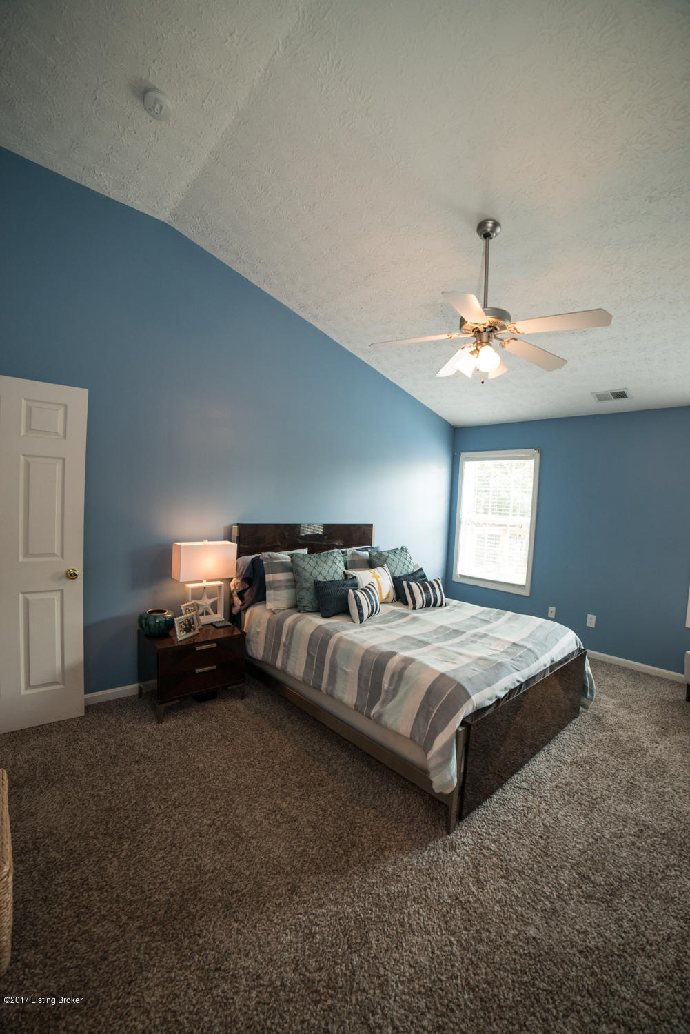 17520 Curry Branch Road Louisville, KY 40245 - Photo 20 of 45 The space is truly stunning with vaulted ceiling, new carpet, two oversized windows and white trim