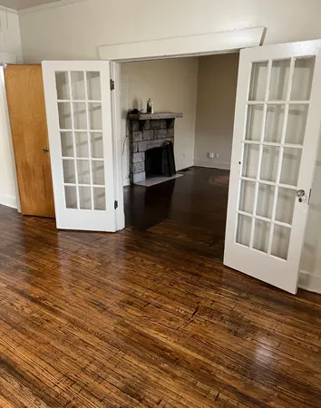 $1,995 | 509 19th Avenue North, Nashville, TN 37203